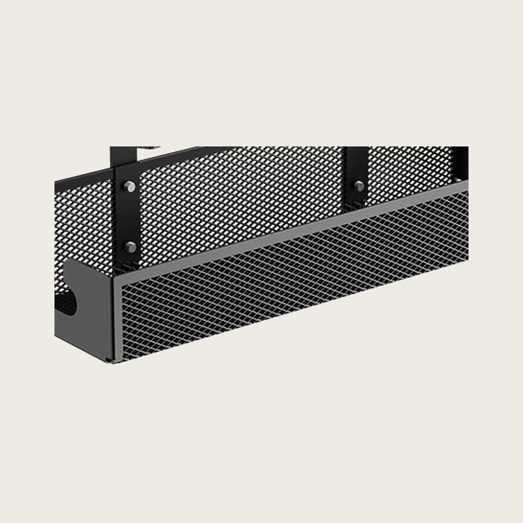 Close-up of the steel mesh and the clamp assembly